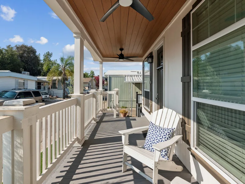 Illustrative manufactured home exterior example 5
